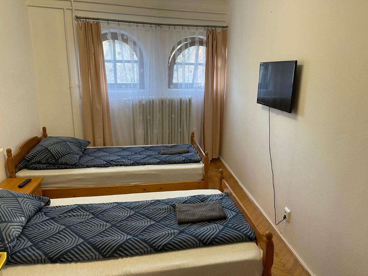 미슈콜츠 Szimpla Apartman 아파트 외부 사진