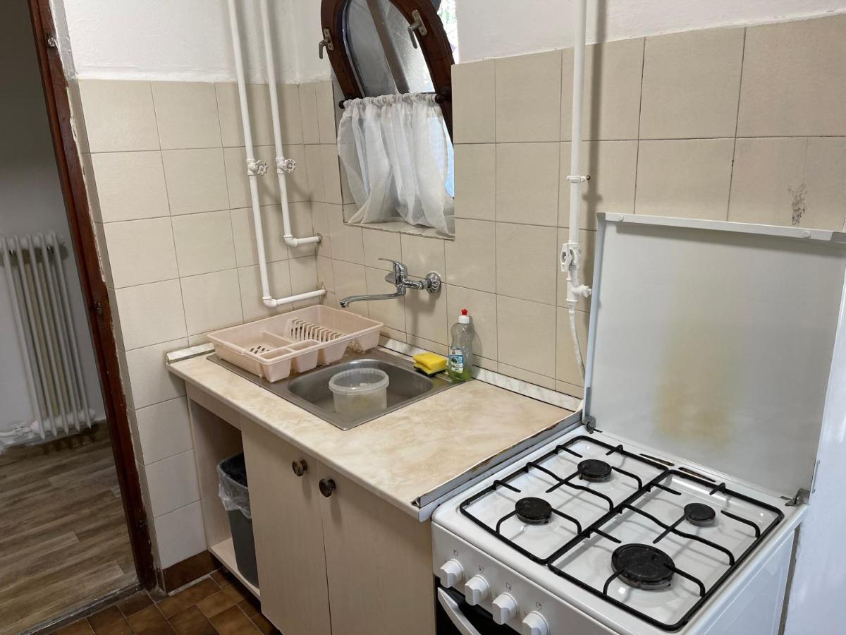 미슈콜츠 Szimpla Apartman 아파트 외부 사진